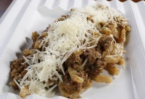 Strozzapretti with beef ragout